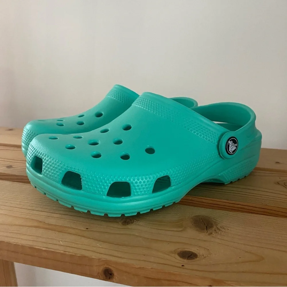 CROCS Kids' Classic Clog Sea Foam Green J3 - Picture 4 of 12